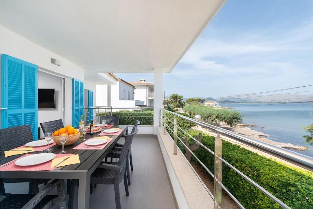 S'embat Sea Views Ferienhaus