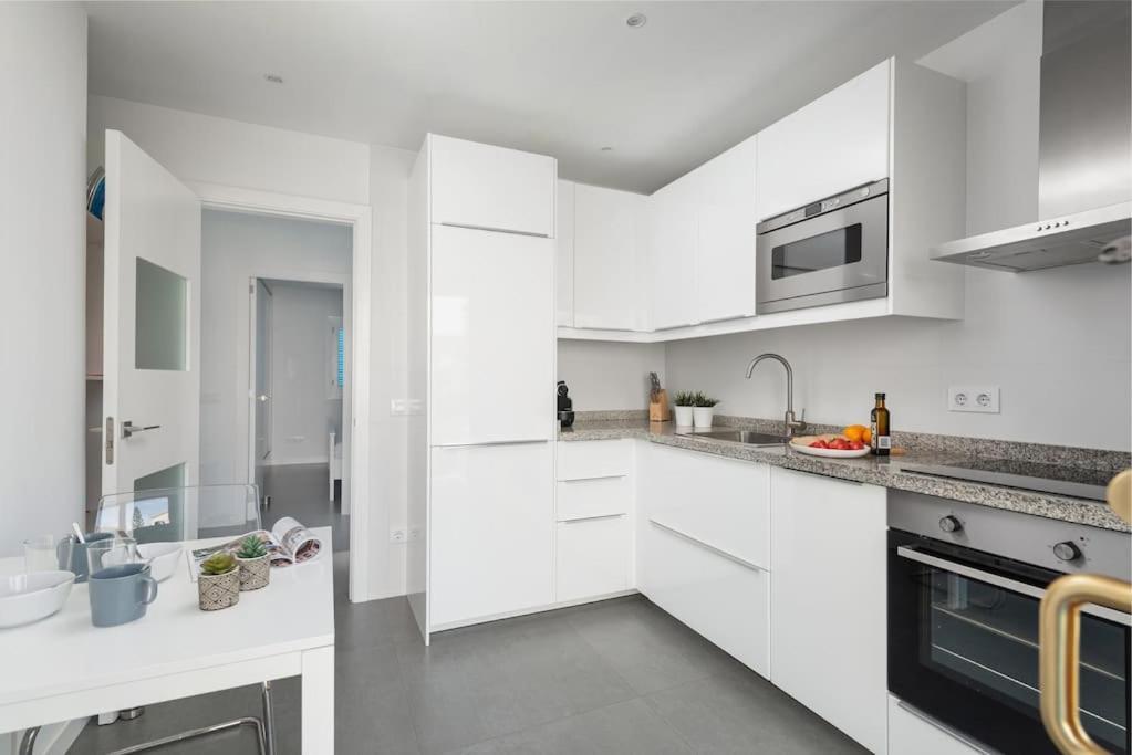 S'embat Sea Views Ferienhaus