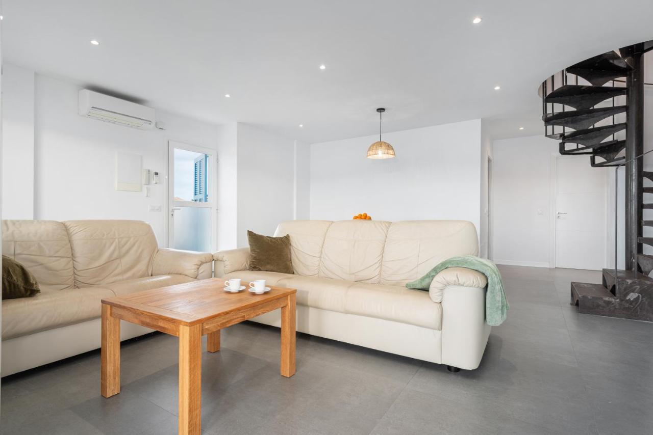 S'embat Sea Views Ferienhaus *