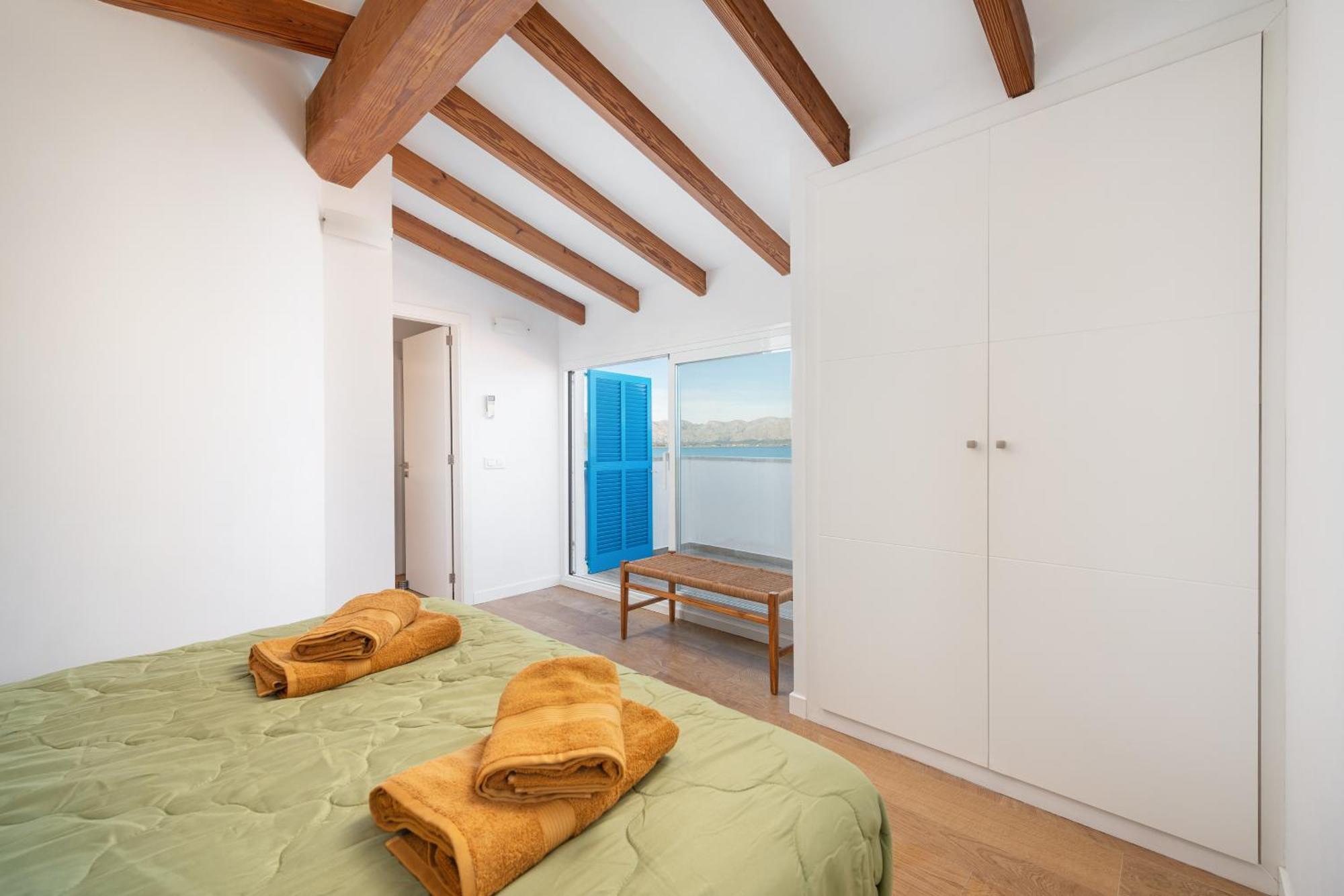 S'embat Sea Views Ferienhaus